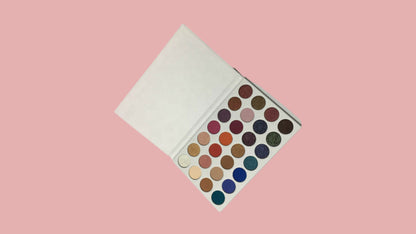 Eye Makeup Palette – Vibrant Colors & Versatile Use