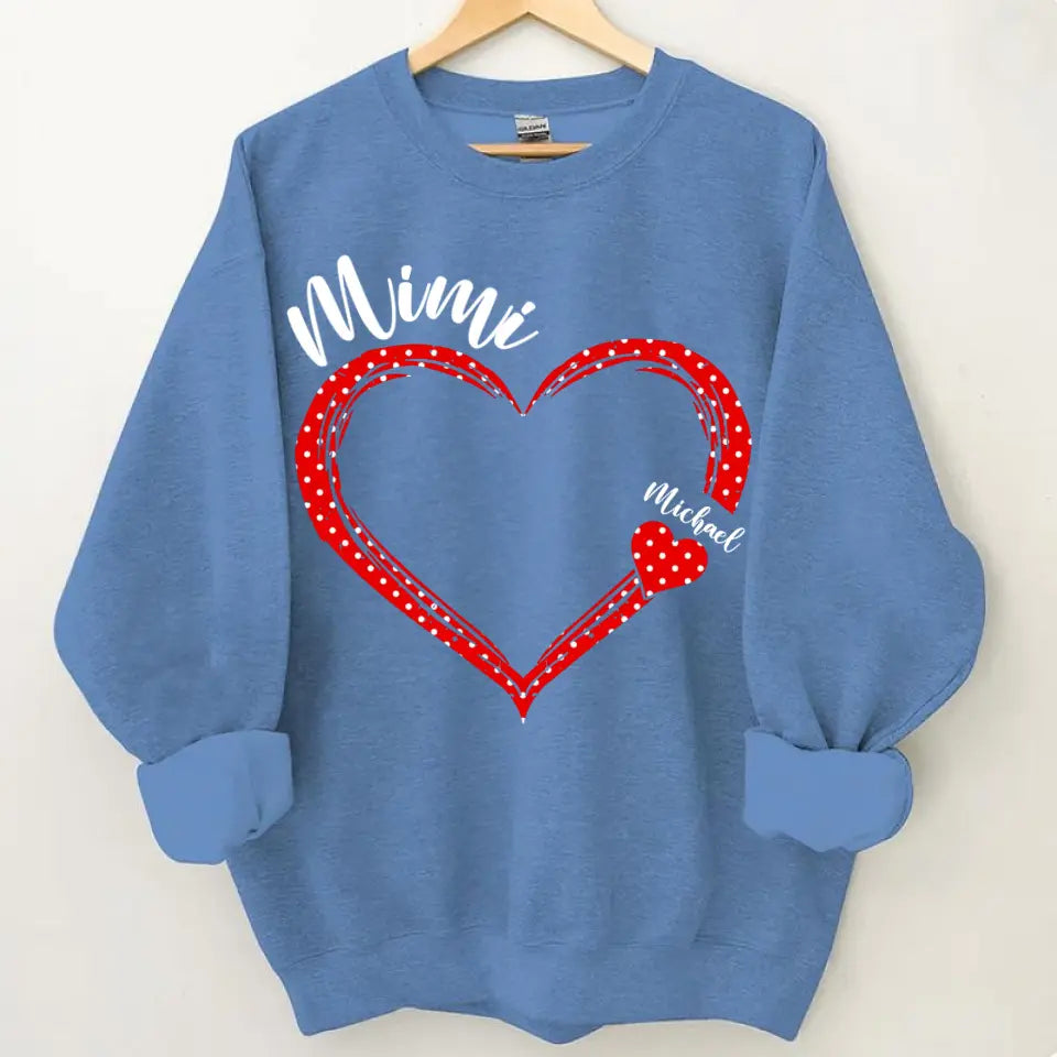 Personalized grandma Nana Mommy aunt child name heart-shaped clothes