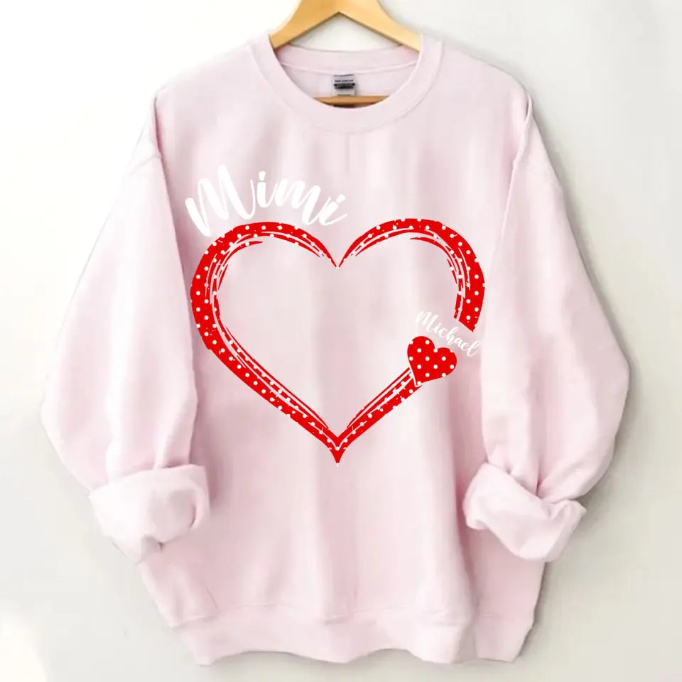 Personalized grandma Nana Mommy aunt child name heart-shaped clothes