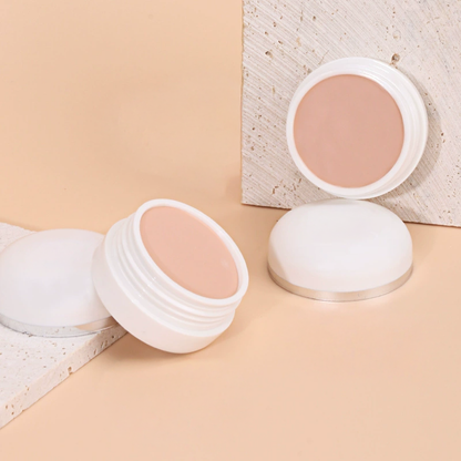 Hydrating Full-Coverage Concealer – Matte Finish & Long Wear